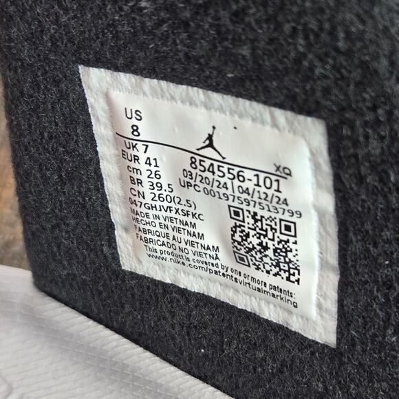 NEW Nike Air Jordan Hydro III Retro Slides Mens Size 8 White/Cement 854556-101 - Picture 10 of 12